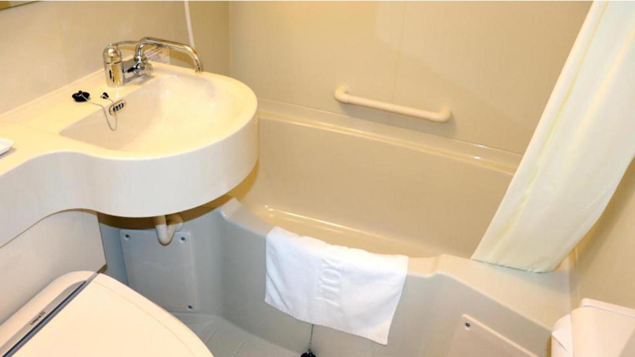 Toyoko Inn Hokkaido Hakodate Ekimae Daimon מראה חיצוני תמונה