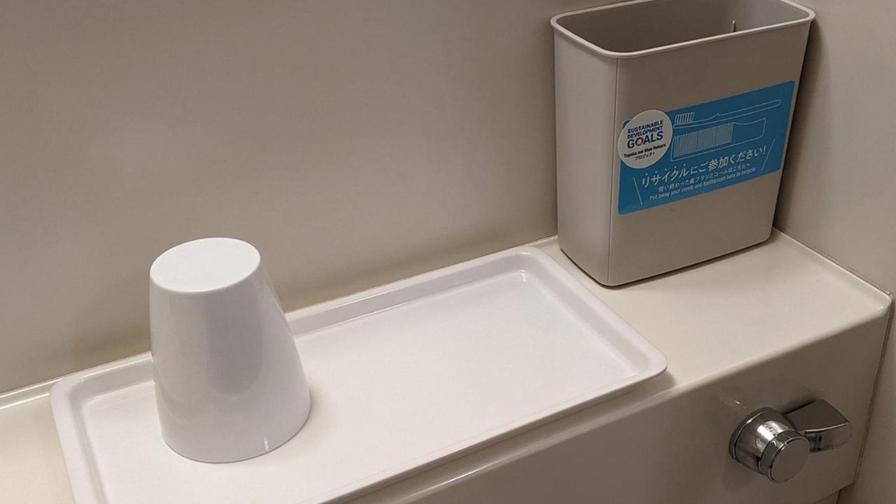 Toyoko Inn Hokkaido Hakodate Ekimae Daimon מראה חיצוני תמונה